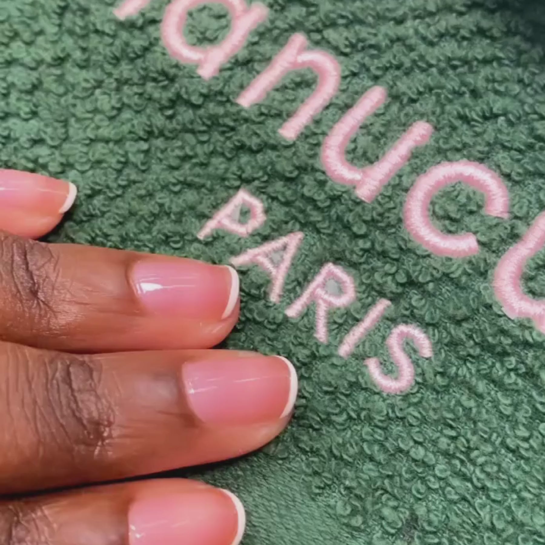 French Manicure Glow