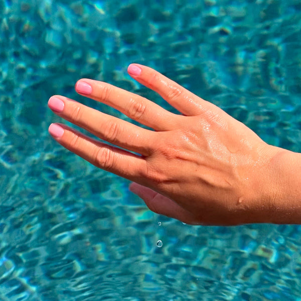 Fruit Water Nails Trend: A Fruity Manicure All Summer 2025