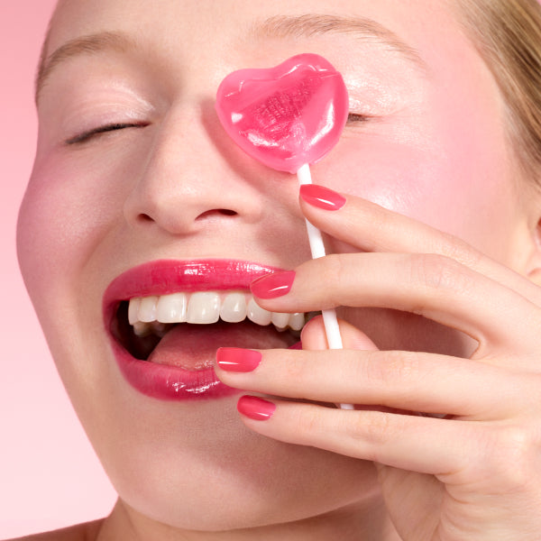 Jelly nails, the jelly effect manicure trend to watch in 2026