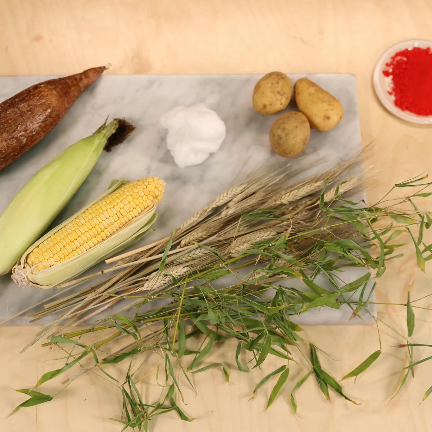 HEMA and Di-HEMA TMHDC: two sensitizing molecules prohibited from sale to the general public.