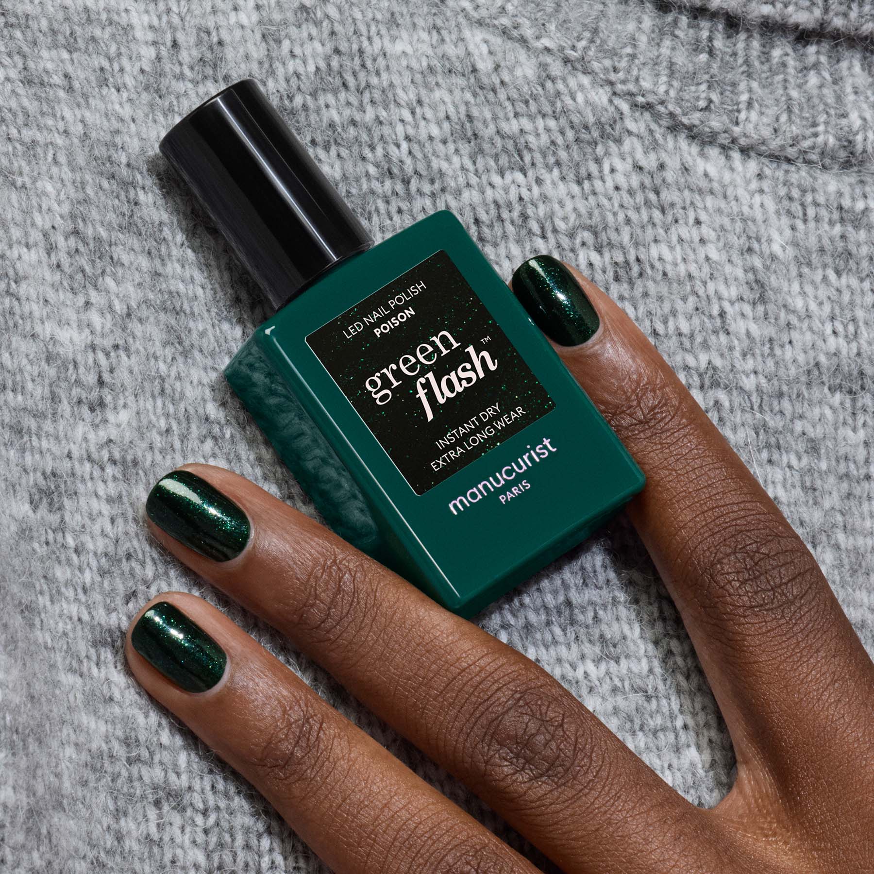 manucurist green flash ジェルネイル Green glitter Gel nail polish - Poison | Manucurist