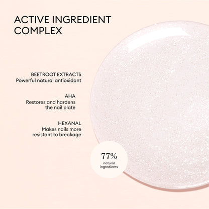 Infused with beetroot extracts for antioxidant benefits, AHA to restore and harden nails, and hexanal to reduce breakage, Manucurist Active™ Shine Icy is an illuminating nail polish that elevates your nail care routine. This shimmery gel formula contains 77% natural ingredients, delivering both beauty and strength as the ultimate nail strengthener.