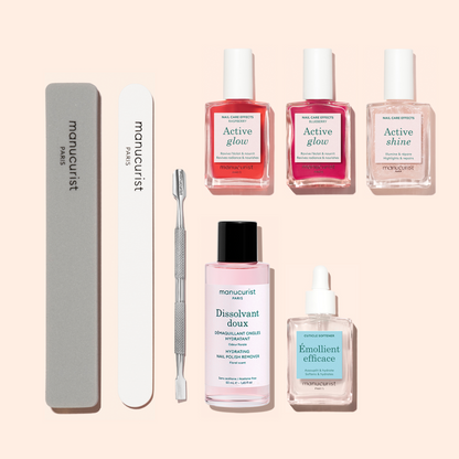 Elevate your nail care routine with the Manucurist Active Manicure Kit—featuring nail files, a cuticle pusher, nail polish remover, two shades of Active Glow, and one Active Shine nail treatment for beautiful, healthy nails.