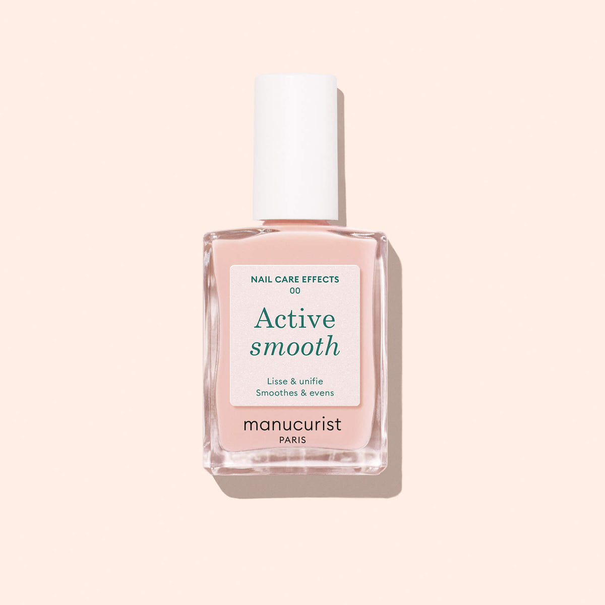 Un flacon de soin pour ongles Manucurist Active™ Smooth 00, surmonté d&