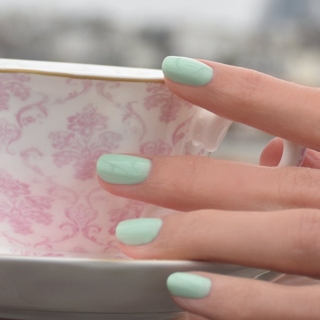 A hand with Manucurist&